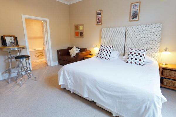 Patricks With Rooms The Mumbles Eksteriør bilde